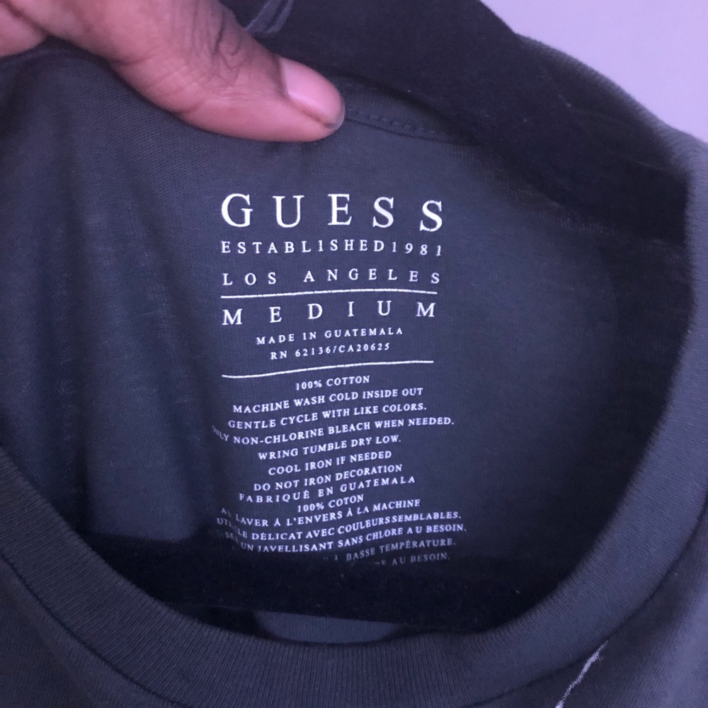 Guess shirt
